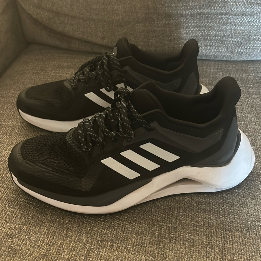 Women’s Adidas AlphaTorsion 2.0